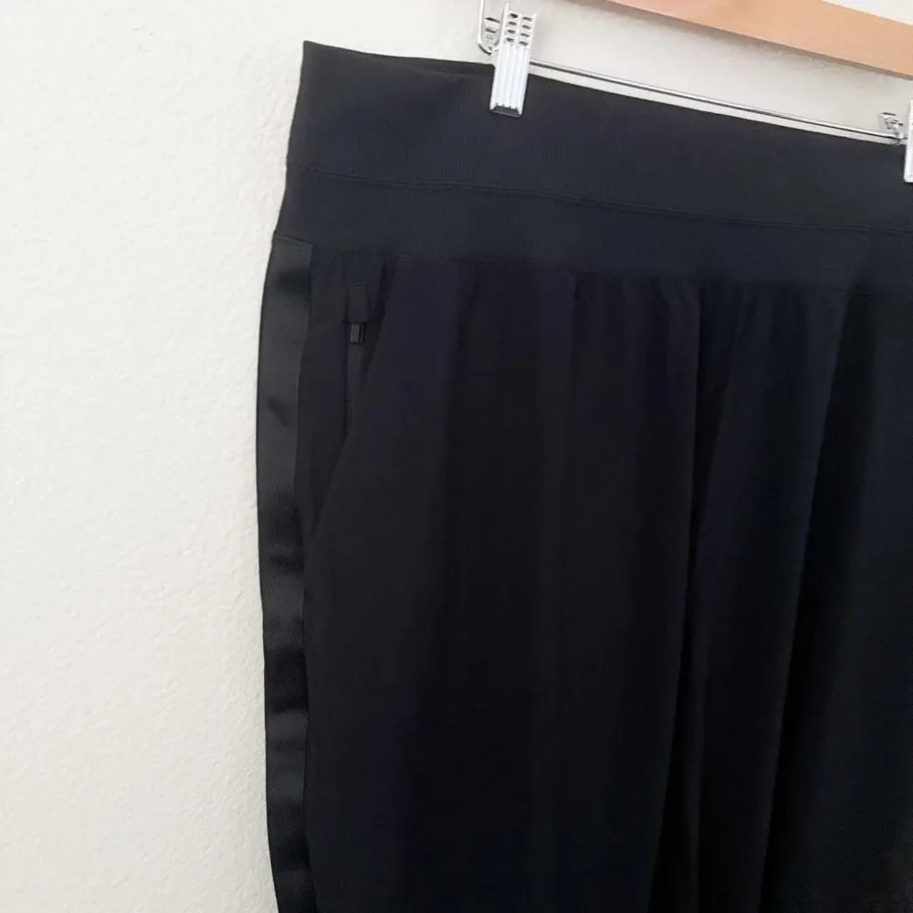 ATHLETA | Nolita Slim Cropped Tapered Leg Cut Stretch Waist Jogger Style | 18 - Picture 6 of 10